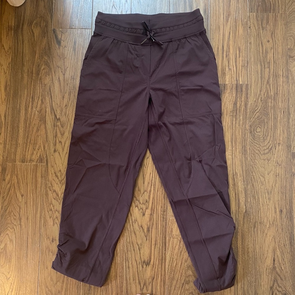 Dance Studio Crop - image 1